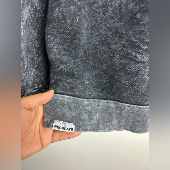 Recreate Sweater Mens L Pullover Fleece Charcoal Black Distressed Street hip-hop - Picture 5 of 13